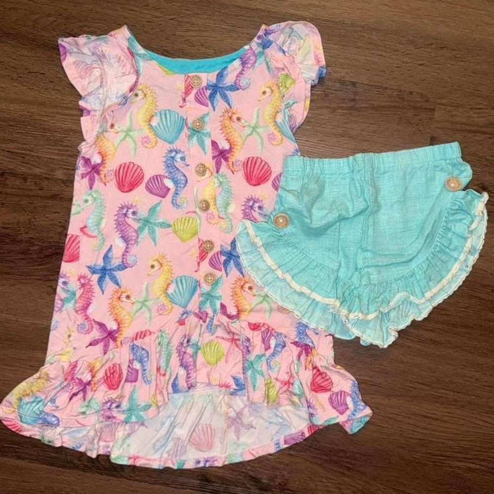 Posh Peanut/Little Bird Outfit (3T)